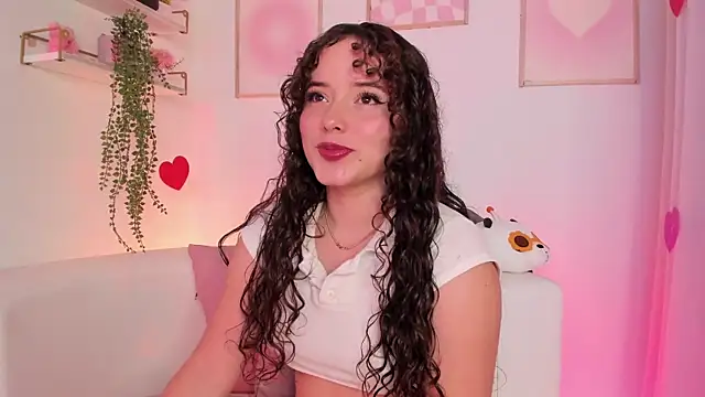 Aurora aaa online show from March 8, 2025, 10:13 pm