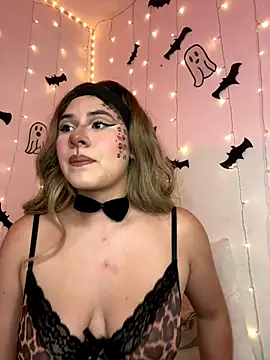 Grecia 21 online show from October 24, 2025, 7:13 pm