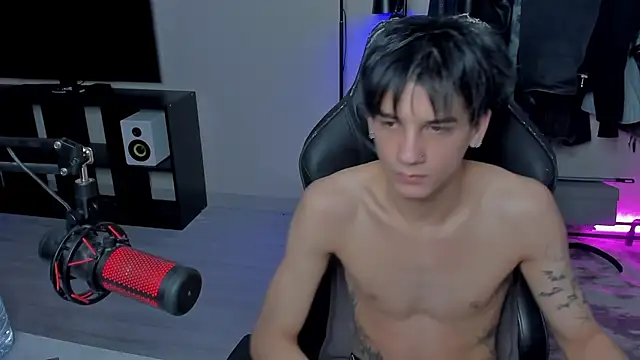 MarkBrowniii online show from March 22, 2025, 8:51 am