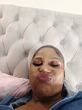 Snapshot of Nattybae09 chatting on May 29, 2026, 4:02 pm Nattybae09 online show from May 29, 2026, 4:02 pm