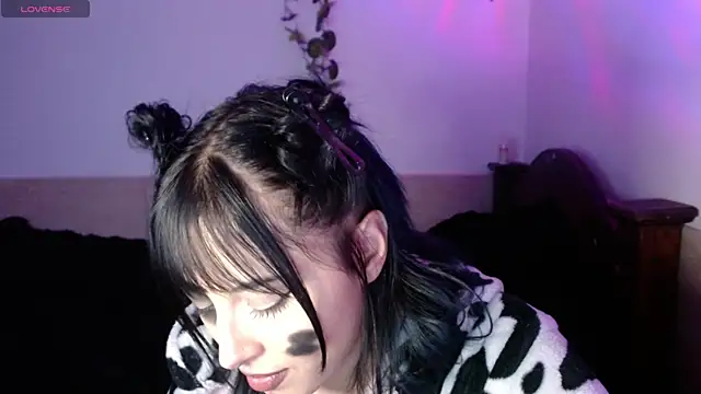 shayla bbs online show from October 18, 2025, 9:06 pm