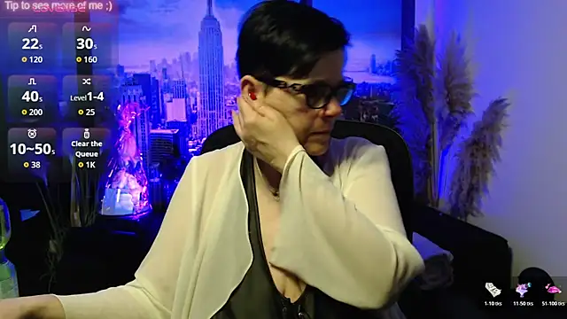 ninarandmann online show from May 9, 2026, 1:58 pm