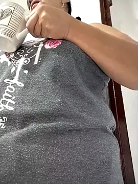 Natasha milf   online show from March 18, 2026, 1:02 pm