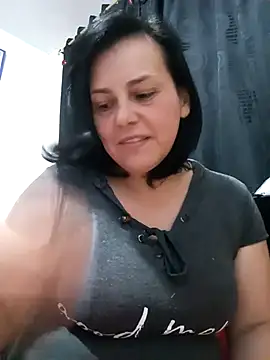 Snapshot of Natasha_milf__ chatting on March 4, 2025, 6:18 pm Natasha milf online show from March 4, 2025, 6:18 pm