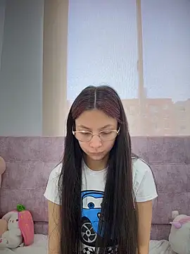 Bonniepark online show from March 13, 2026, 5:07 pm