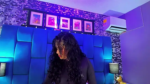 Snapshot of hanny_milf chatting on November 8, 2025, 11:36 am hanny milf online show from November 8, 2025, 11:36 am