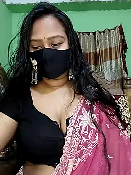 Snapshot of Idhika_Paul chatting on March 18, 2025, 8:05 pm Idhika Paul online show from March 18, 2025, 8:05 pm