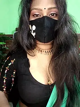 Snapshot of Idhika_Paul chatting on January 15, 2026, 1:58 pm Idhika Paul online show from January 15, 2026, 1:58 pm