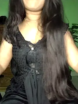 Snapshot of Idhika_Paul chatting on February 24, 2026, 8:04 am Idhika Paul online show from February 24, 2026, 8:04 am