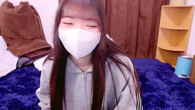 Snapshot of siorin_18 chatting on March 1, 2025, 1:40 pm siorin 18 online show from March 1, 2025, 1:40 pm