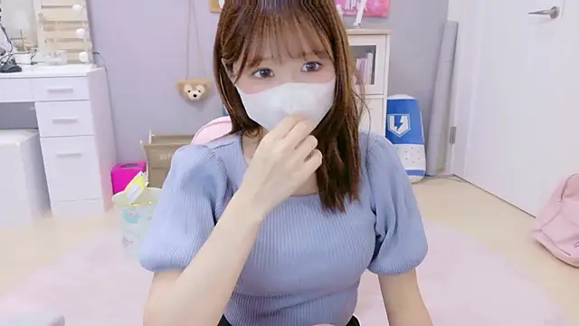 Snapshot of Yui-Ch chatting on September 30, 2025, 12:00 pm Yui-Ch online show from September 30, 2025, 12:00 pm