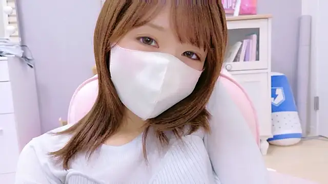 Snapshot of Yui-Ch chatting on September 24, 2025, 12:22 pm Yui-Ch online show from September 24, 2025, 12:22 pm