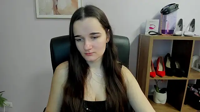 Snapshot of KateDelight chatting on February 1, 2026, 8:12 am KateDelight online show from February 1, 2026, 8:12 am