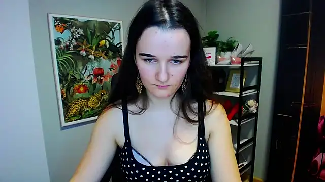 Snapshot of KateDelight chatting on December 15, 2024, 1:54 pm KateDelight online show from December 15, 2024, 1:54 pm