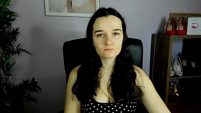 Snapshot of KateDelight chatting on March 15, 2025, 7:31 am KateDelight online show from March 15, 2025, 7:31 am