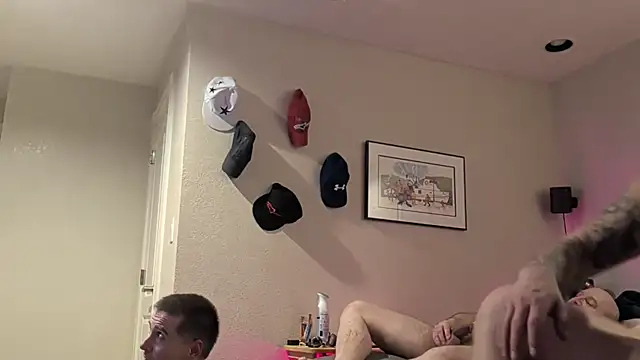 Armyexhibitionistvet online show from March 4, 2026, 9:28 am