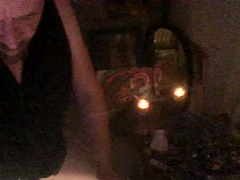 prcalek19 online show from November 13, 2025, 5:17 pm