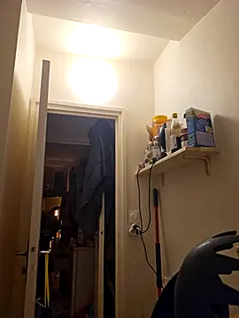 Icy  Diamond online show from March 26, 2026, 8:07 pm