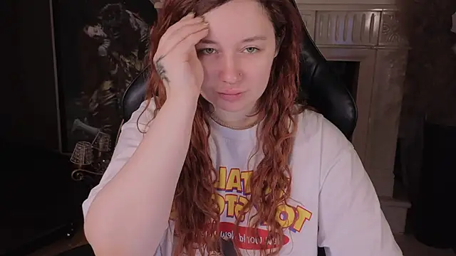 carolina elf online show from November 21, 2025, 12:26 pm