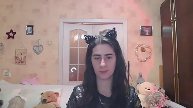 INELIKA online show from November 26, 2025, 5:46 pm