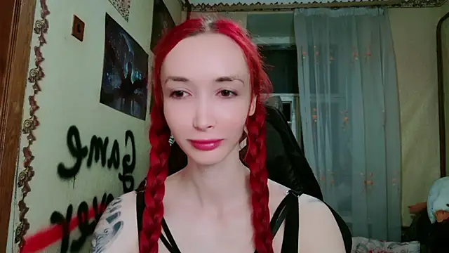 Roxy Silver online show from May 6, 2026, 7:51 pm