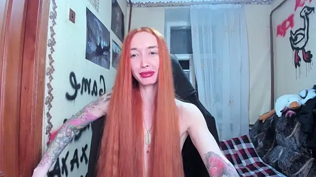 Roxy Silver online show from March 8, 2025, 10:02 pm