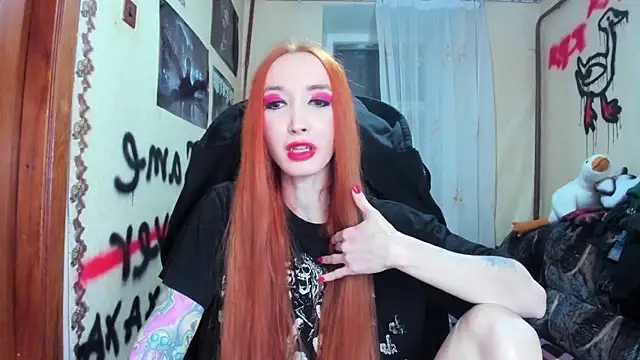 Roxy Silver online show from March 22, 2025, 8:15 pm