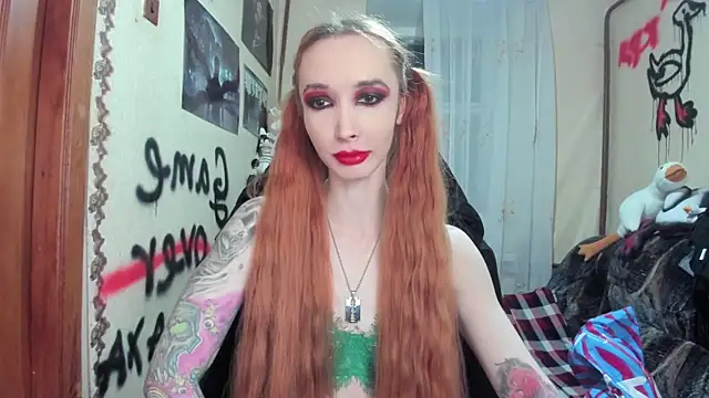 Roxy Silver online show from February 20, 2025, 9:53 pm