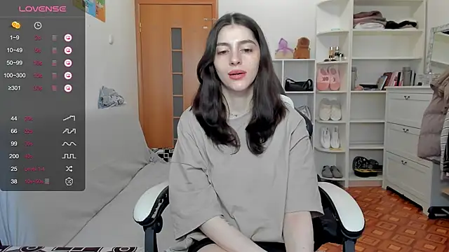 broosnica1 online show from April 23, 2026, 7:37 am