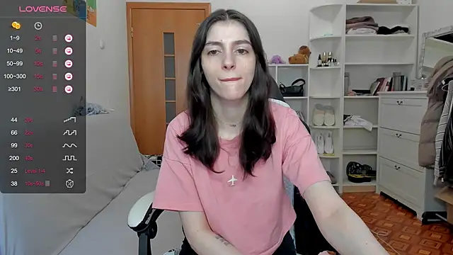 broosnica1 online show from April 29, 2026, 7:23 am