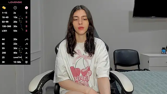 broosnica1 online show from October 21, 2025, 7:52 am