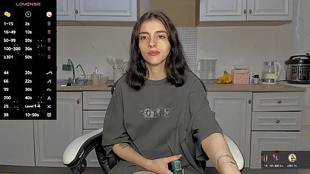 broosnica1 online show from February 27, 2025, 8:35 am