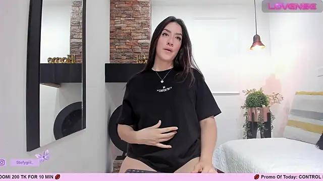 Snapshot of _AlejaCruz_ chatting on March 11, 2025, 7:36 pm AlejaCruz online show from March 11, 2025, 7:36 pm