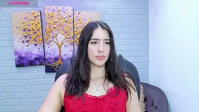  AlejaCruz  online show from November 3, 2025, 5:38 pm