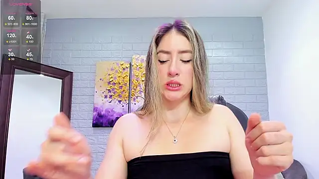 Snapshot of _AlejaCruz_ chatting on March 3, 2026, 5:53 pm AlejaCruz online show from March 3, 2026, 5:53 pm