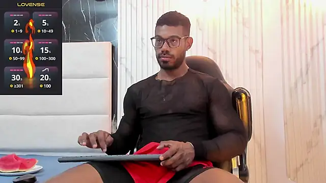 Ganiimedes online show from March 22, 2025, 7:53 pm