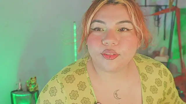 Samanta cutee online show from November 11, 2025, 1:39 pm