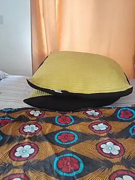 KINKYGIRL30 online show from December 3, 2025, 7:30 am