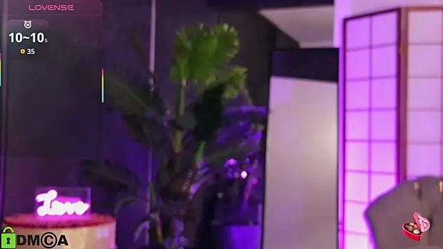 Snapshot of OliviaHawn chatting on November 24, 2025, 9:04 pm OliviaHawn online show from November 24, 2025, 9:04 pm