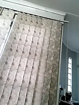 cleopatra-phaedra online show from October 16, 2025, 3:42 pm