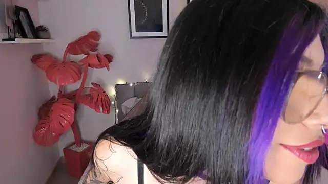 Violetta Nur online show from February 7, 2026, 10:07 pm