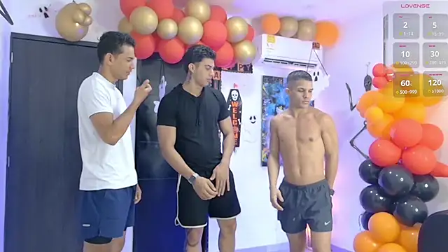 Snapshot of Boysgang_sex chatting on October 26, 2025, 11:43 am Boysgang sex online show from October 26, 2025, 11:43 am