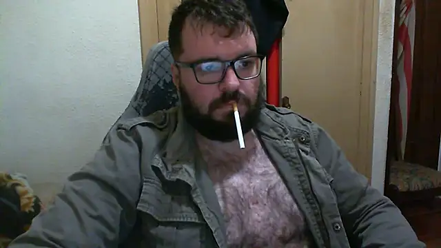 Juliakis online show from April 22, 2026, 2:51 am