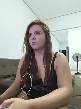 Bruninha Hot10 online show from June 7, 2026, 6:40 am