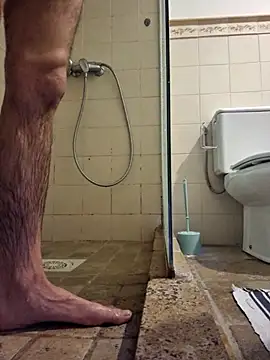 Snapshot of robertilevis chatting on February 11, 2026, 5:24 pm robertilevis online show from February 11, 2026, 5:24 pm