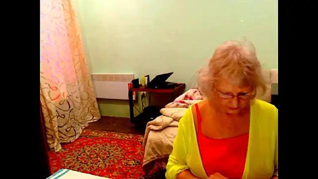 Snapshot of Natali7634 chatting on November 12, 2025, 1:04 pm Natali7634 online show from November 12, 2025, 1:04 pm