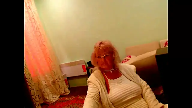 Snapshot of Natali7634 chatting on October 26, 2025, 5:19 am Natali7634 online show from October 26, 2025, 5:19 am