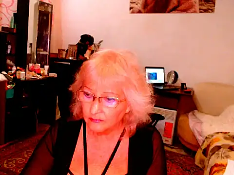 Snapshot of Natali7634 chatting on March 17, 2025, 6:18 am Natali7634 online show from March 17, 2025, 6:18 am