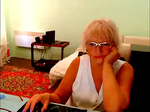 Snapshot of Natali7634 chatting on September 15, 2025, 7:53 am Natali7634 online show from September 15, 2025, 7:53 am