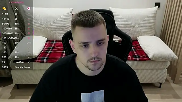 Snapshot of Larstar01 chatting on February 22, 2026, 10:55 pm Larstar01 online show from February 22, 2026, 10:55 pm